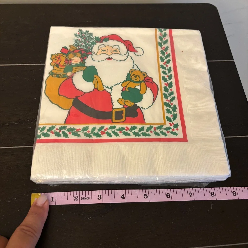 Vintage Hallmark Christmas Santa‎ Claus Napkins | 16 Count 3-Ply Sealed USA Made